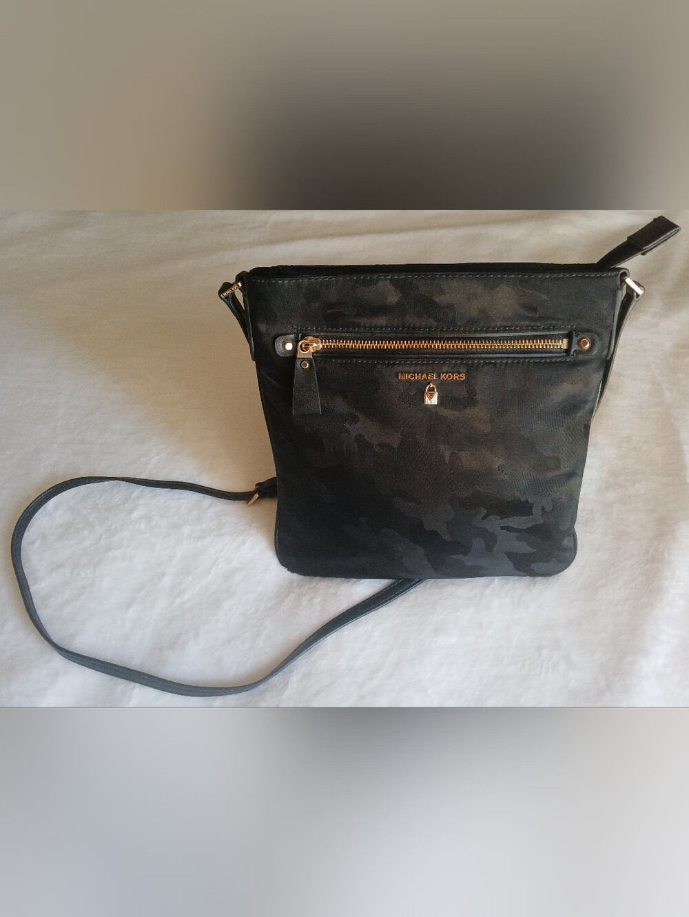 Michael Kors Kelsey Large Black Camo Nylon Crossbody Bag - Like New!